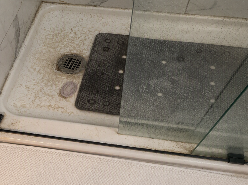 WSoap scum buildup